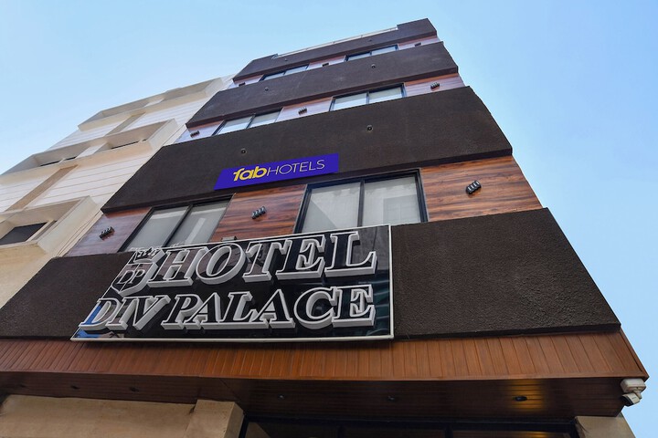Hotel 33 of 33
