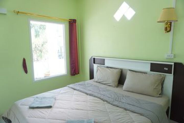 Room 16 of 29