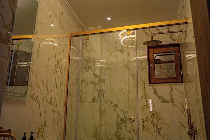 Room 45 of 51