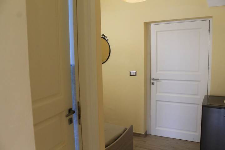 Room 34 of 50