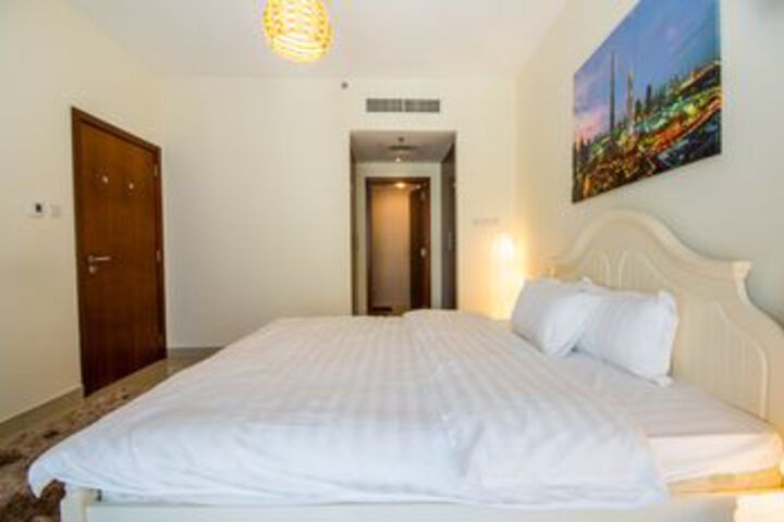Room 15 of 38