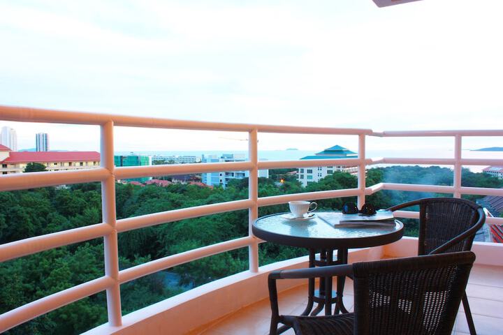 Terrace/Patio 25 of 40