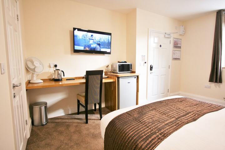 Room 7 of 44