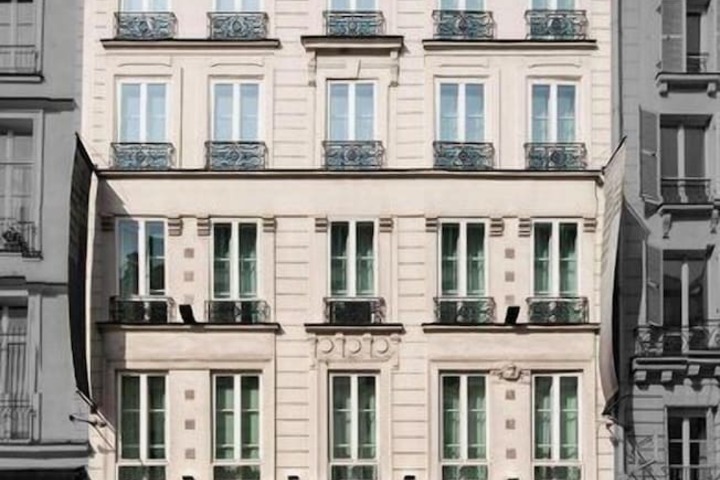 Hotel 102 of 104