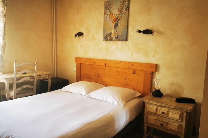 Room 27 of 55