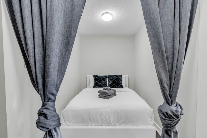 Room 7 of 22