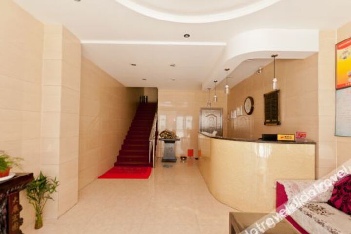 Hotel Interior 4 of 14