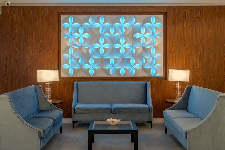 Guest Lobby