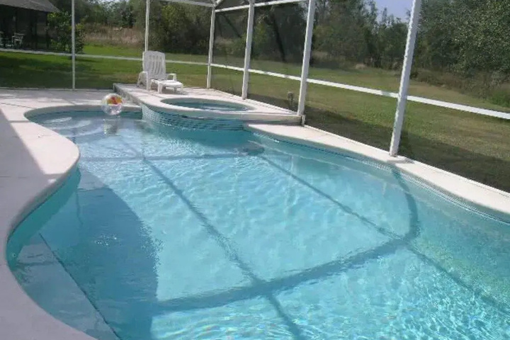 Pool 10 of 22