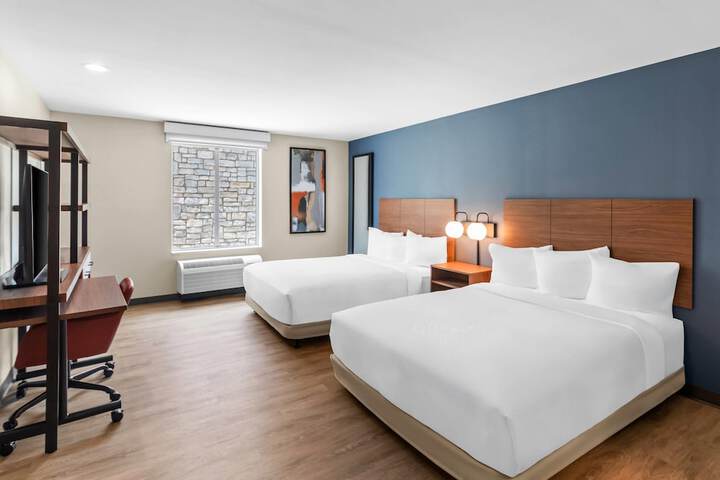 Room 17 of 65