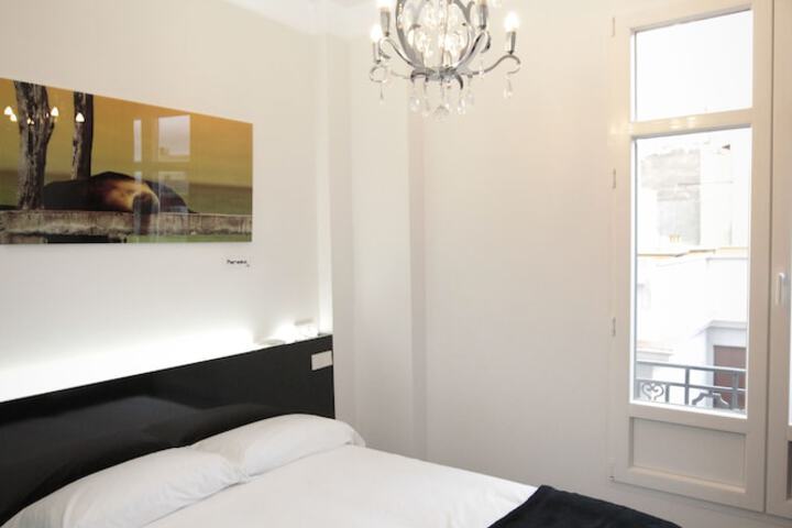 Room 14 of 49