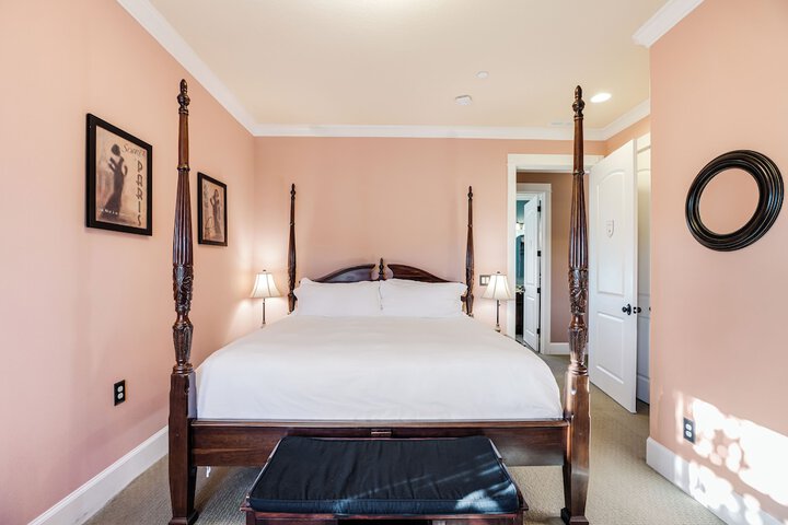 Room 14 of 57