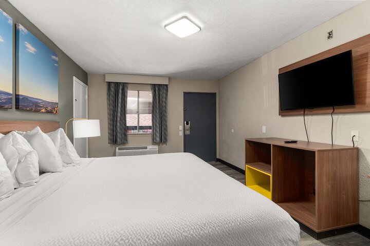 Days Inn by Wyndham Albuquerque Northeast in Albuquerque, NM