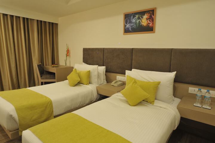 Room 6 of 47