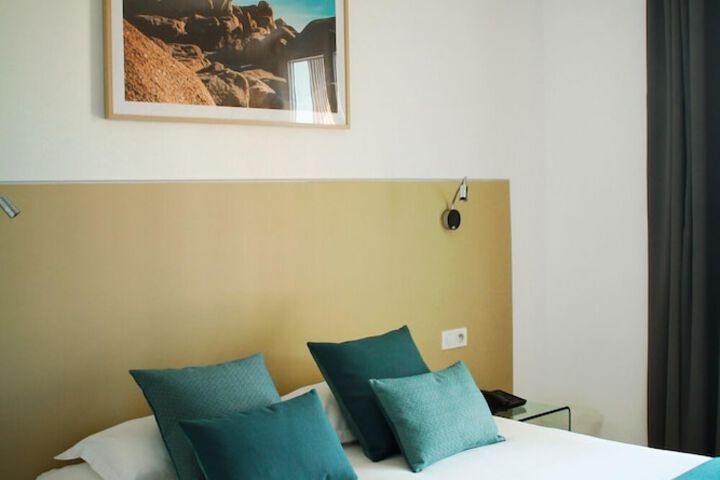 Room 10 of 41