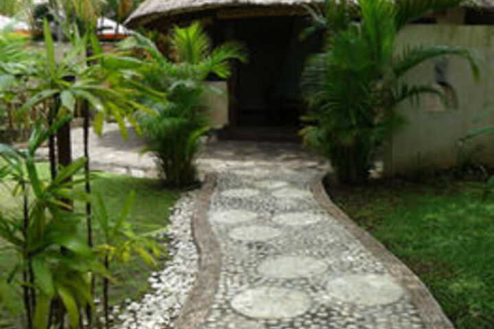 Hotel Exterior 17 of 35