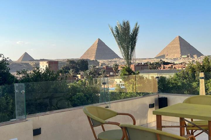Regent Pyramids View