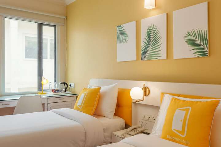 Room 8 of 26