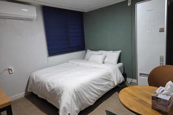 Room 30 of 58