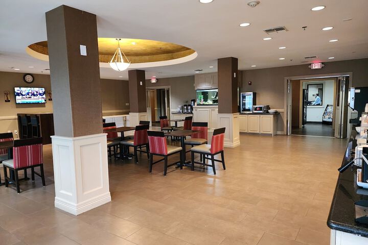 Breakfast area