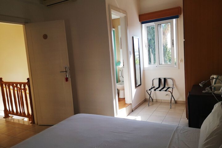 Room 38 of 110