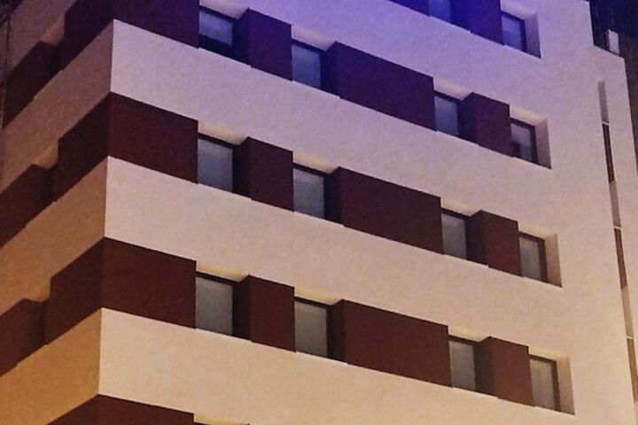 Exterior of Hotel Julia