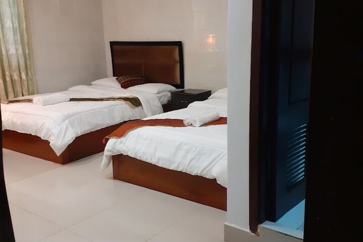 Room 5 of 48