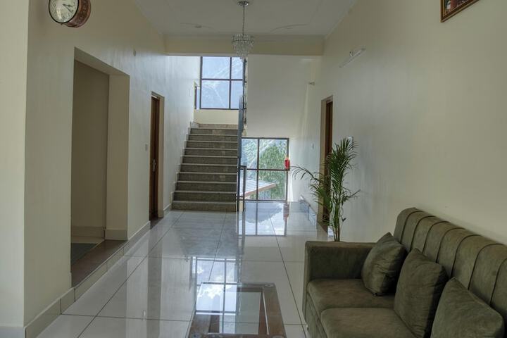 Room 15 of 35