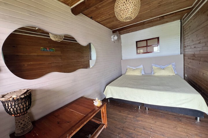 Room 28 of 80