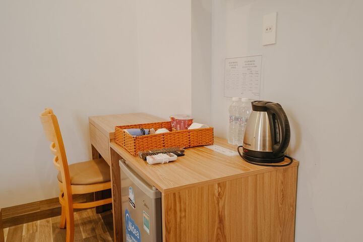 Room 16 of 66