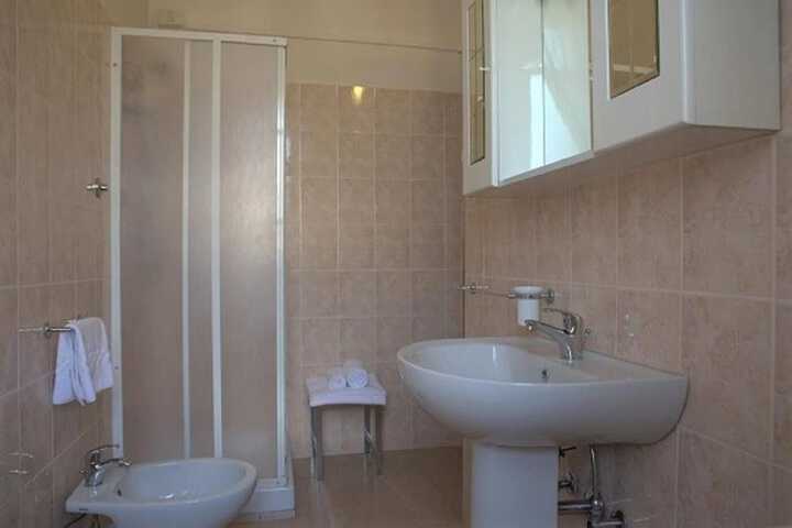 Room 44 of 57