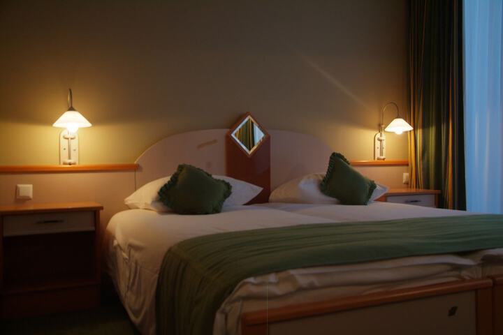 Room 19 of 50