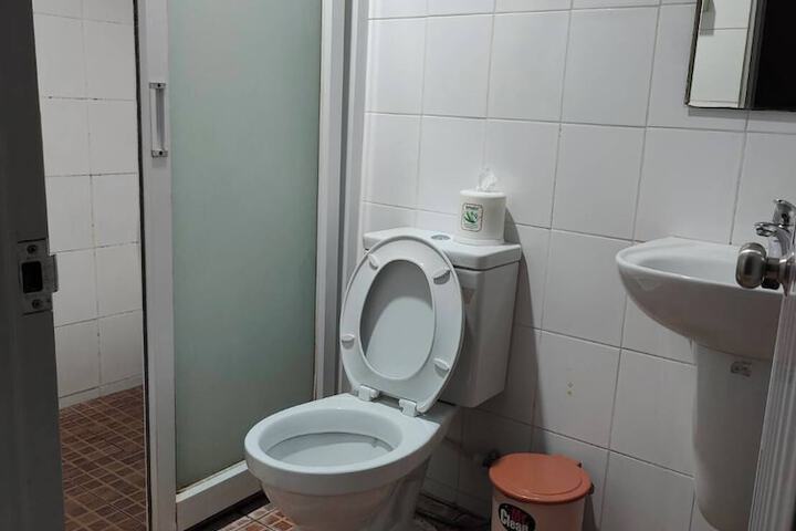 Room 40 of 67