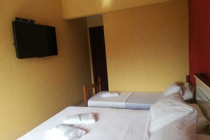Room 5 of 42