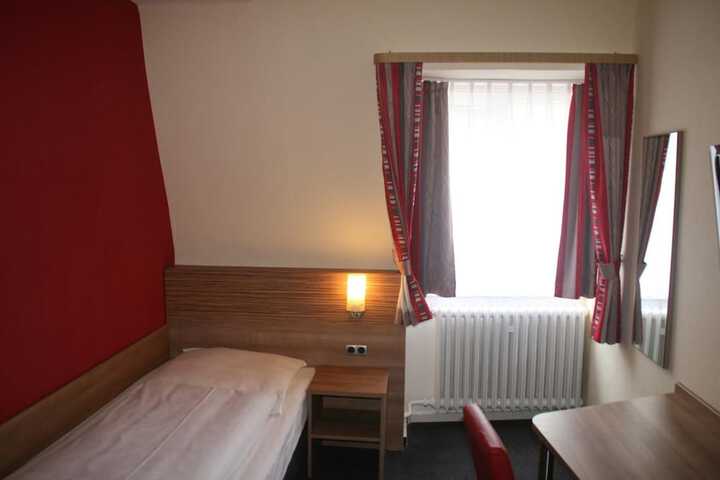 Room 25 of 52