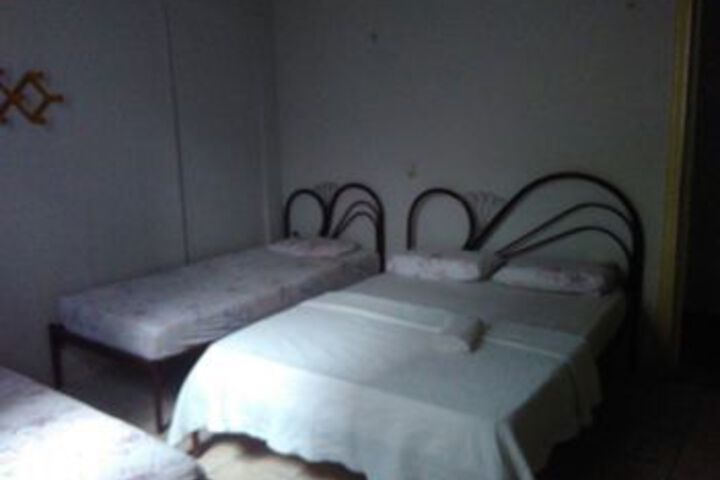 Room 85 of 189