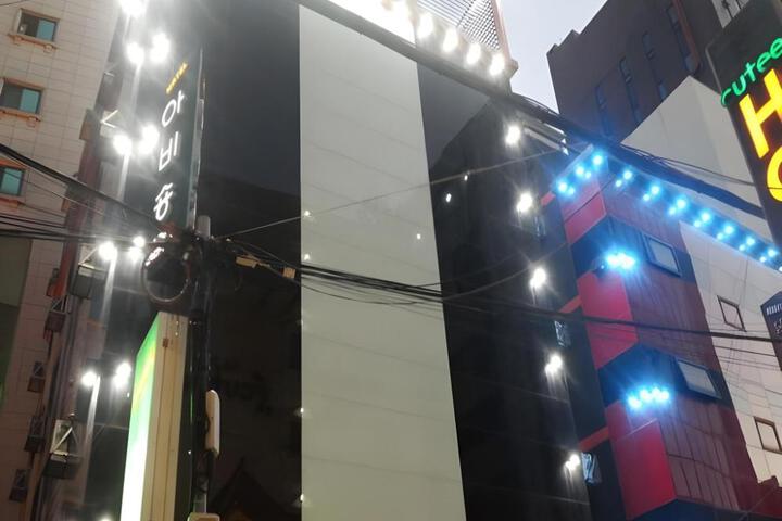 Jongro Nova