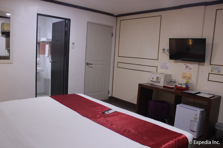 Room 61 of 98
