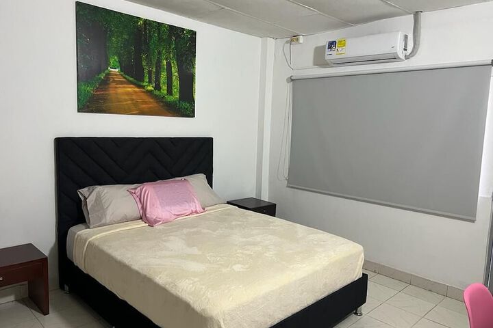 Room 25 of 36