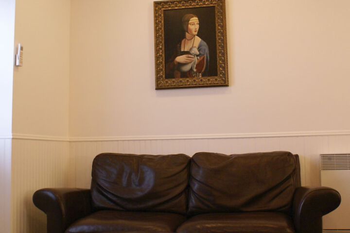 Room 37 of 76