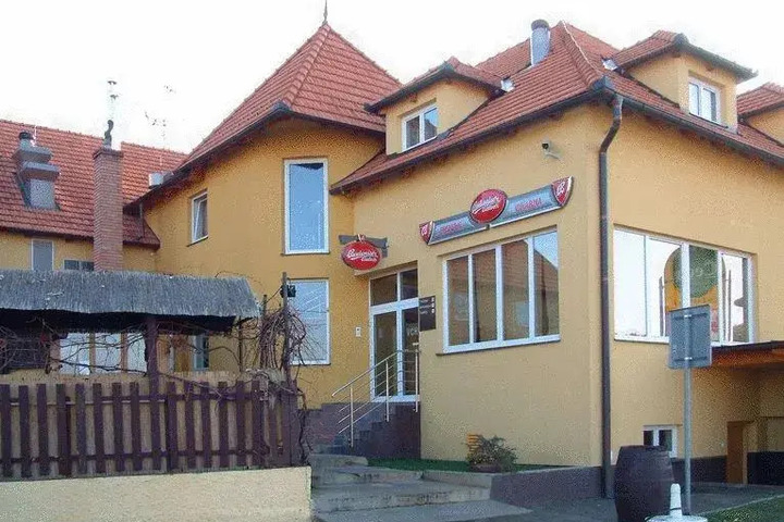 HOTEL CECH