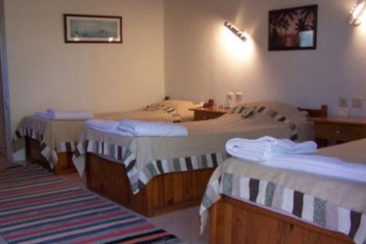 Room 18 of 33