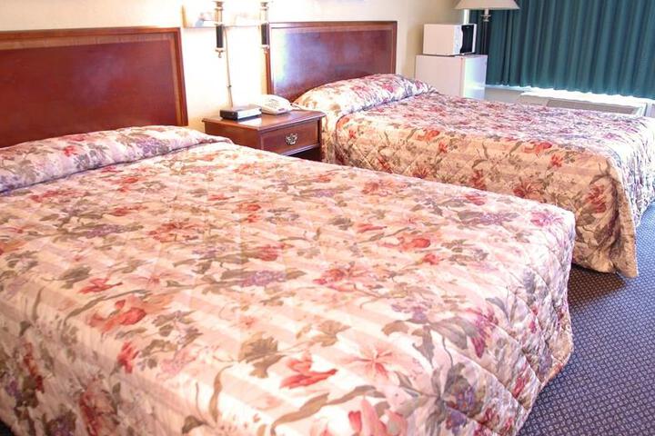 Room 4 of 12