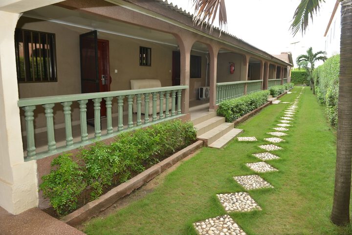 Room 6 of 31