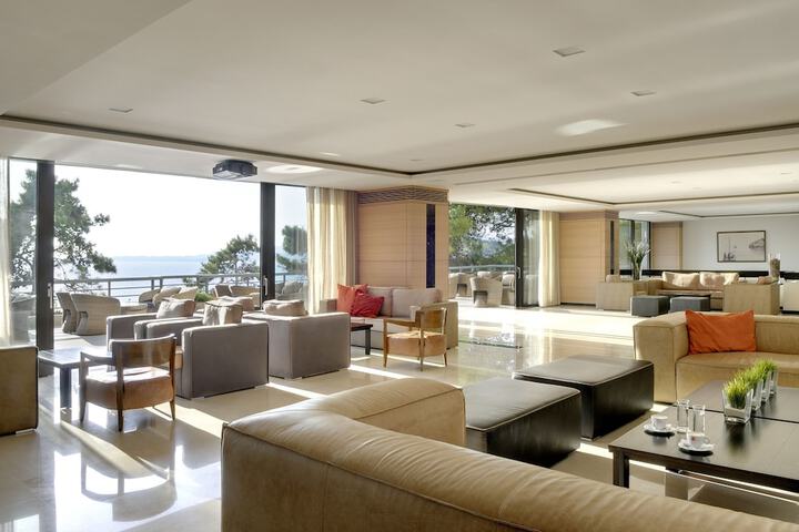 Lobby Photos