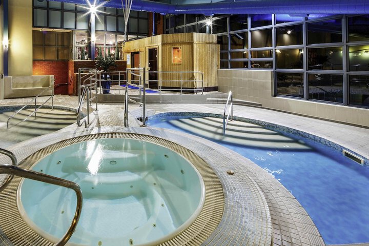 Pool 34 of 81