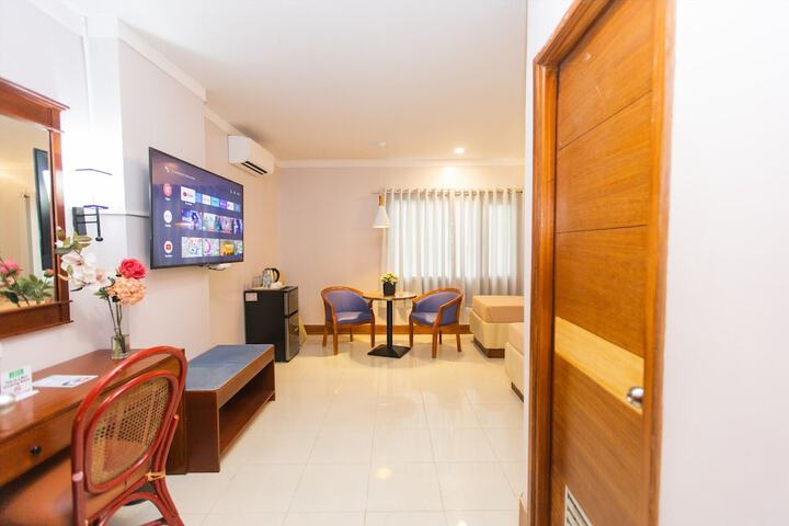 Room 10 of 38