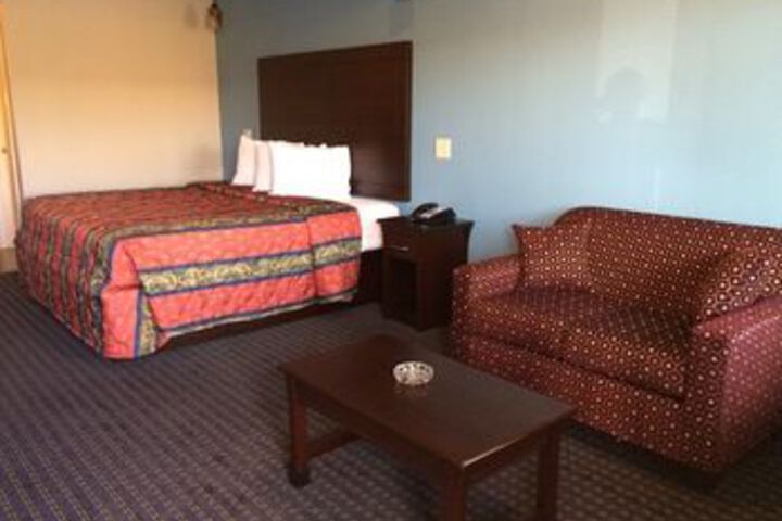Room 38 of 65