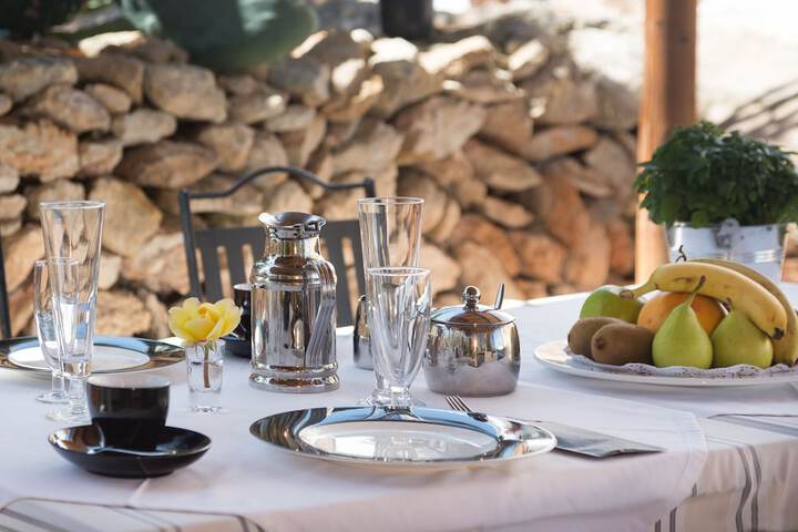 Dining 50 of 80