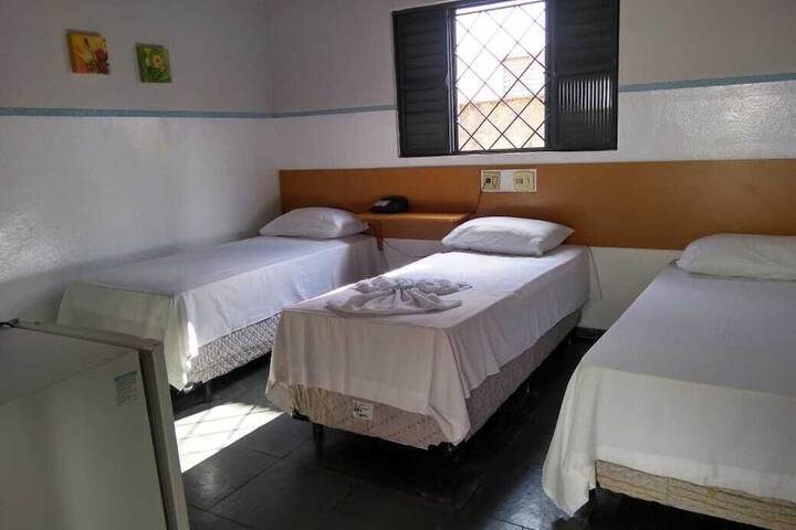 Room 27 of 65
